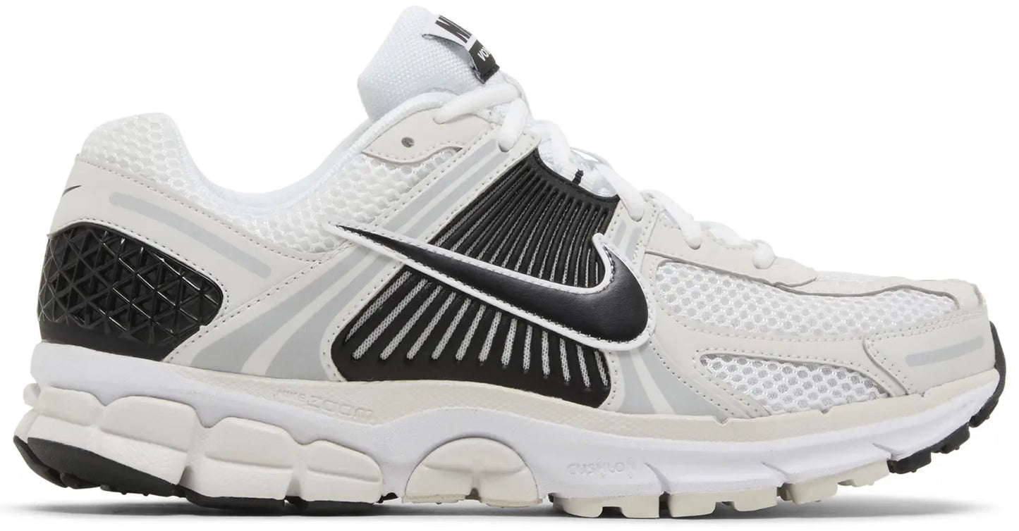 Nike Zoom Vomero 5 'White Black' (826)