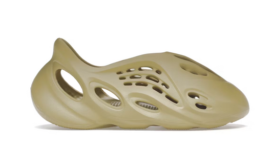 Yeezy Foam RNNR Sulfur
